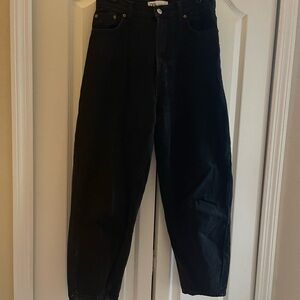Zara Black High-Waisted Jeans, size petit 6